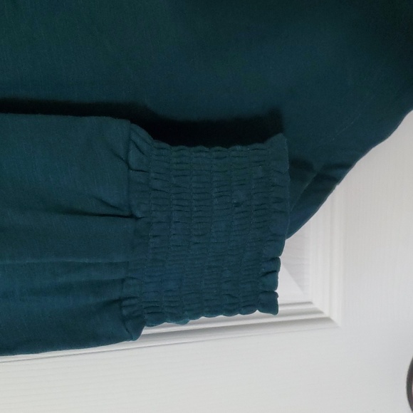 Emerald Green top - Picture 3 of 7